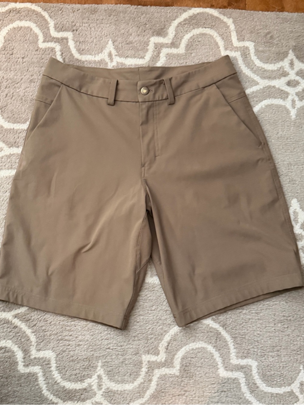Men's Lululemon Performance Shorts - Khaki / Tan, size 33